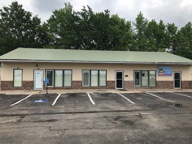 20285 Metcalf Ave, Bucyrus, KS 66013